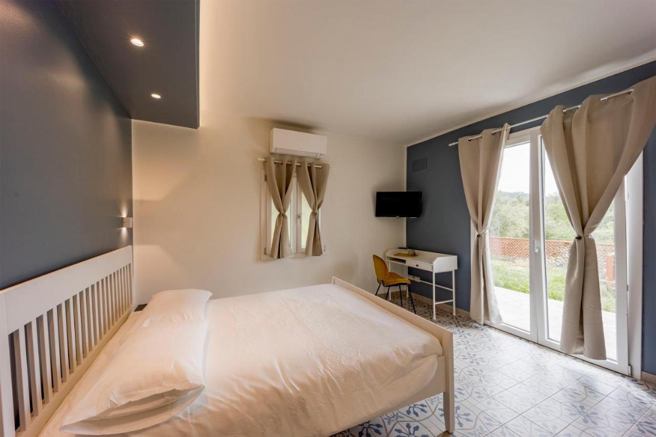 Gli Ulivi Rooms And Breakfast Marina dʼMarina dʼAndora エクステリア 写真