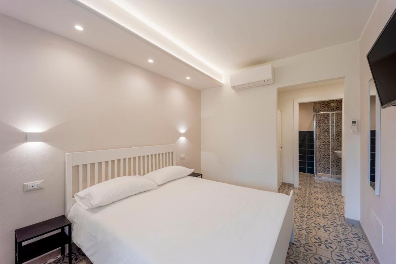 Gli Ulivi Rooms And Breakfast Marina dʼMarina dʼAndora エクステリア 写真