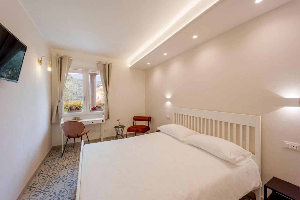 Gli Ulivi Rooms And Breakfast Marina dʼMarina dʼAndora エクステリア 写真